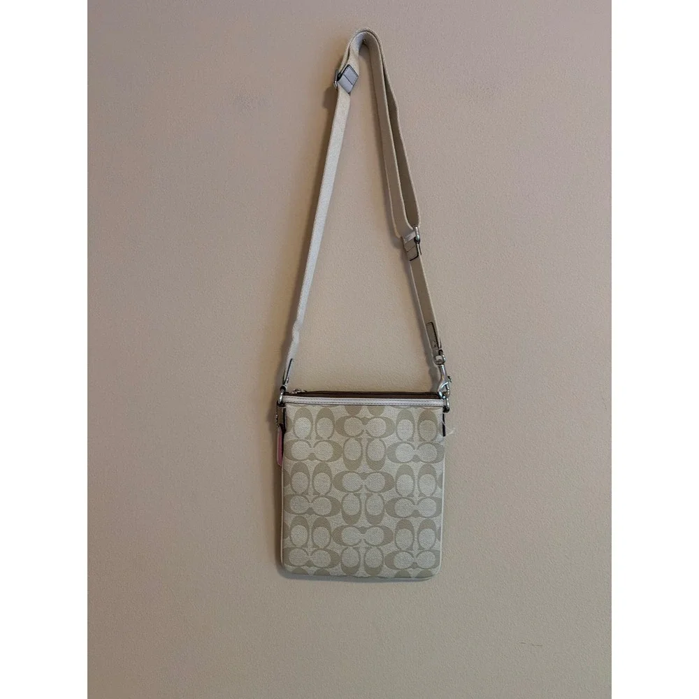 Coach heritage stripe